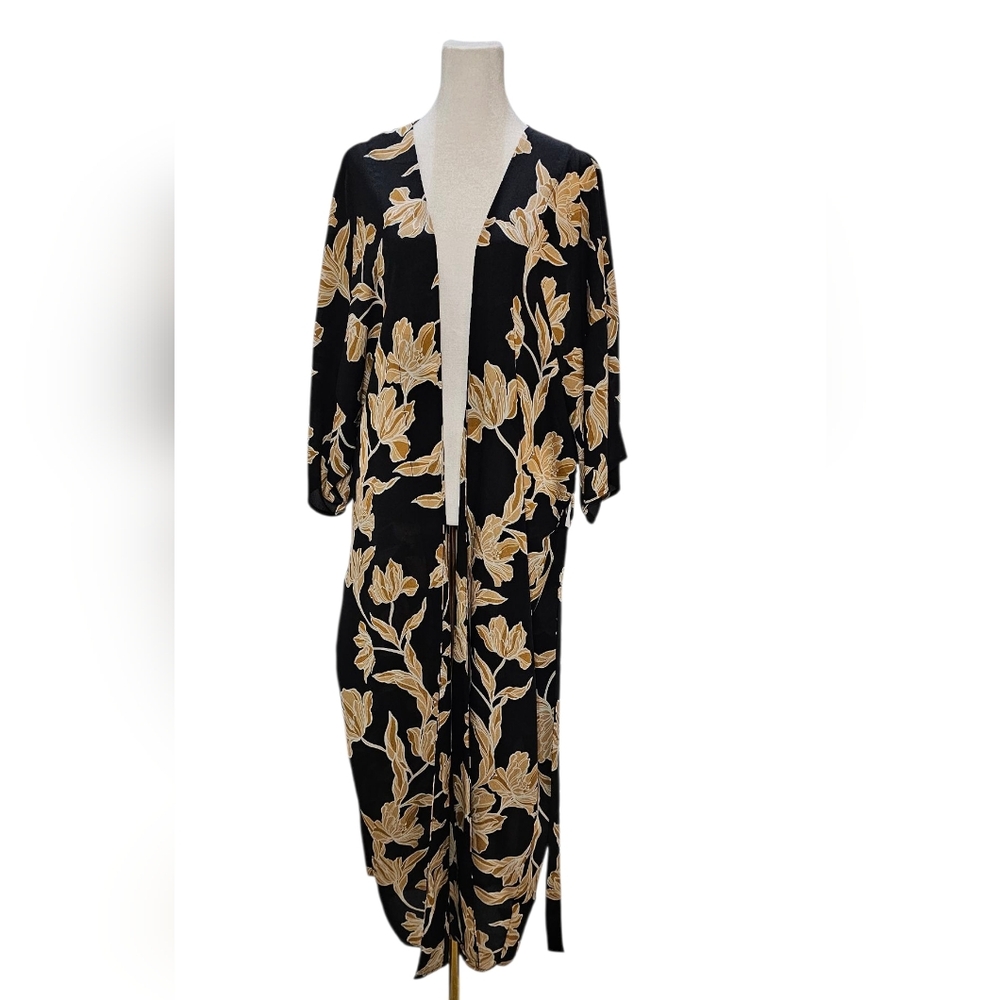 Black Kimono with Beige Floral Print – Lightweight & Flowy